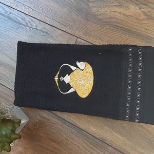 Kitchen/Bar embroidered towel